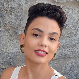 Viviane Raposo de Oliveira Santana